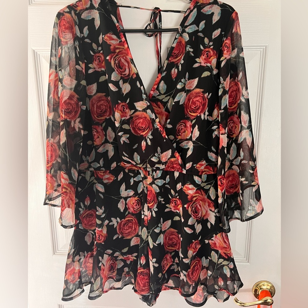 Floral 3/4 bell sleeve romper